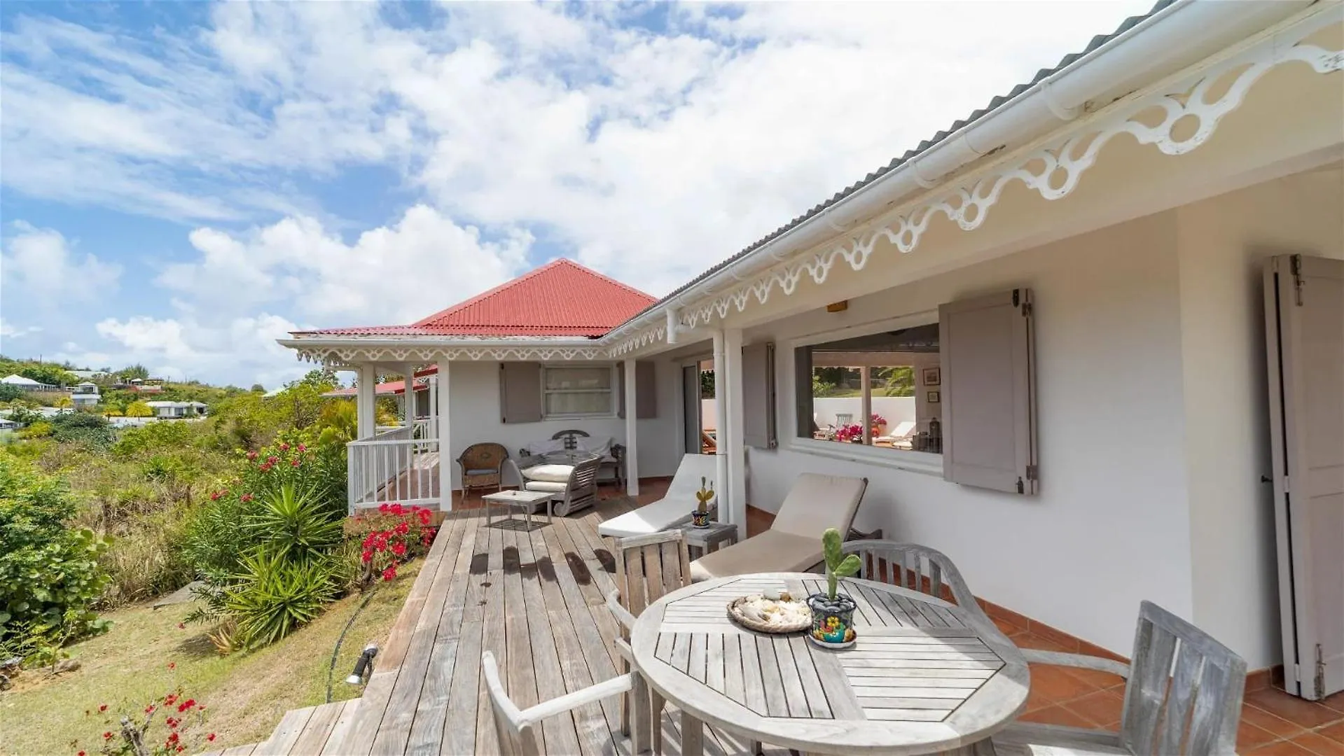 Elegant West Indies Retreat with Stunning Views Gustavia Villa