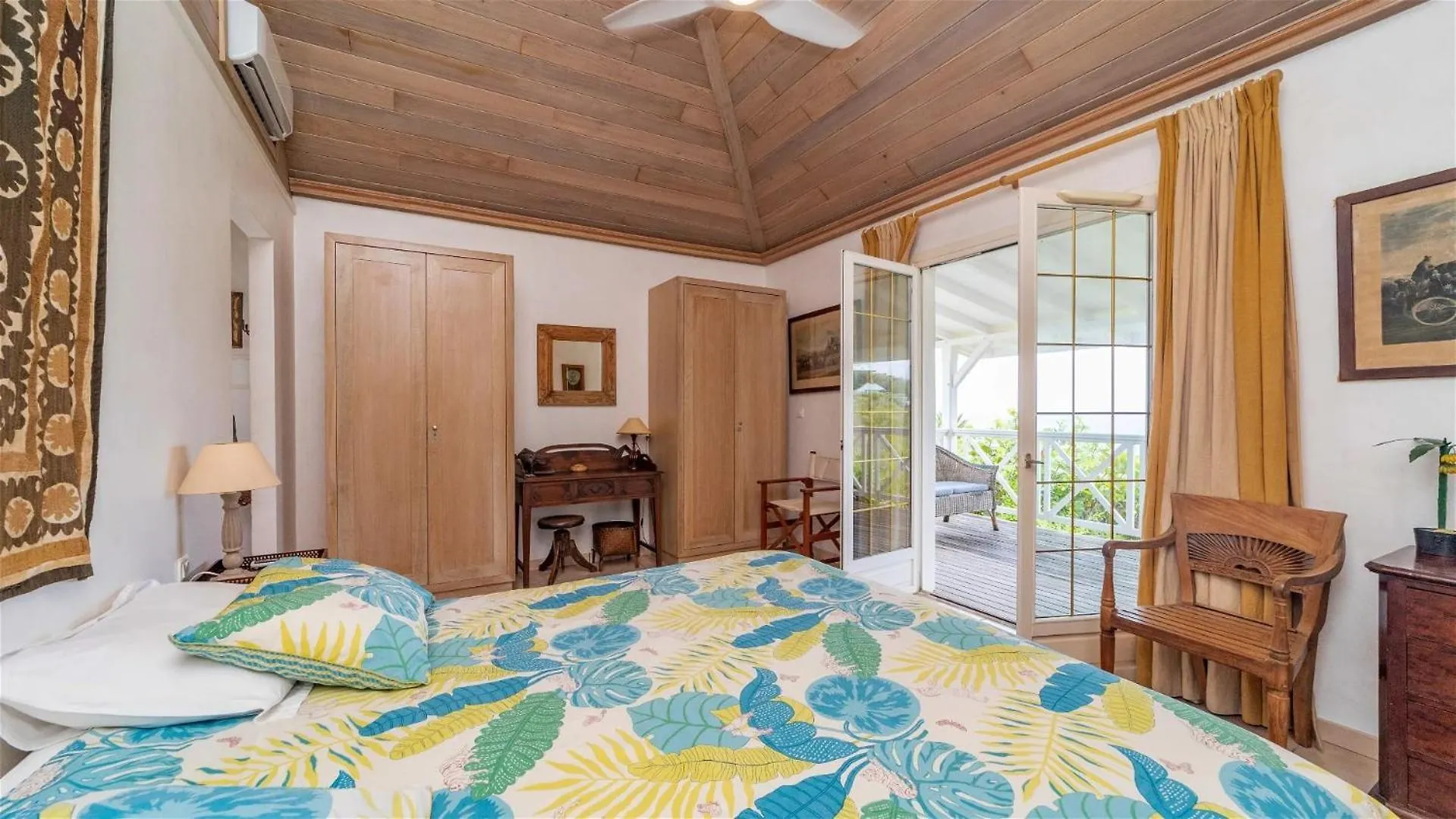 Elegant West Indies Retreat with Stunning Views Gustavia 0*,